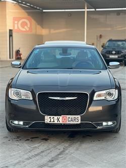 کرایسلەر 300